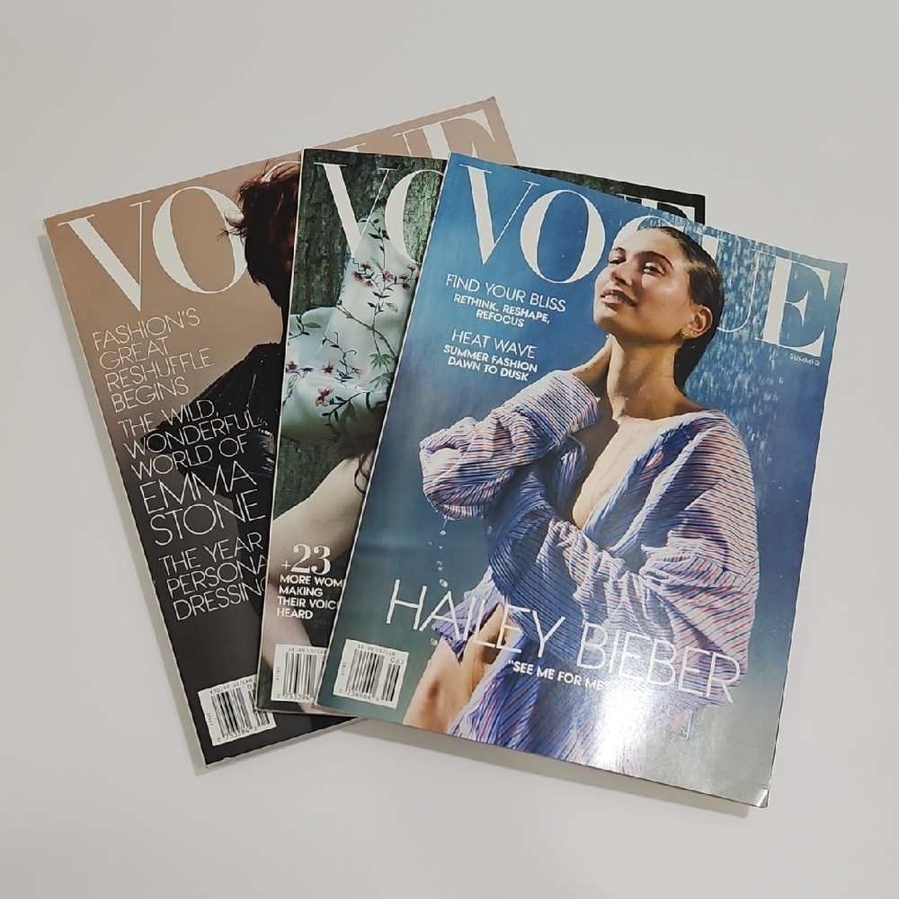 Vogue Luxury High Fashion Perfume/Cologne Samples Beauty Magazine 3 Bundle Set
